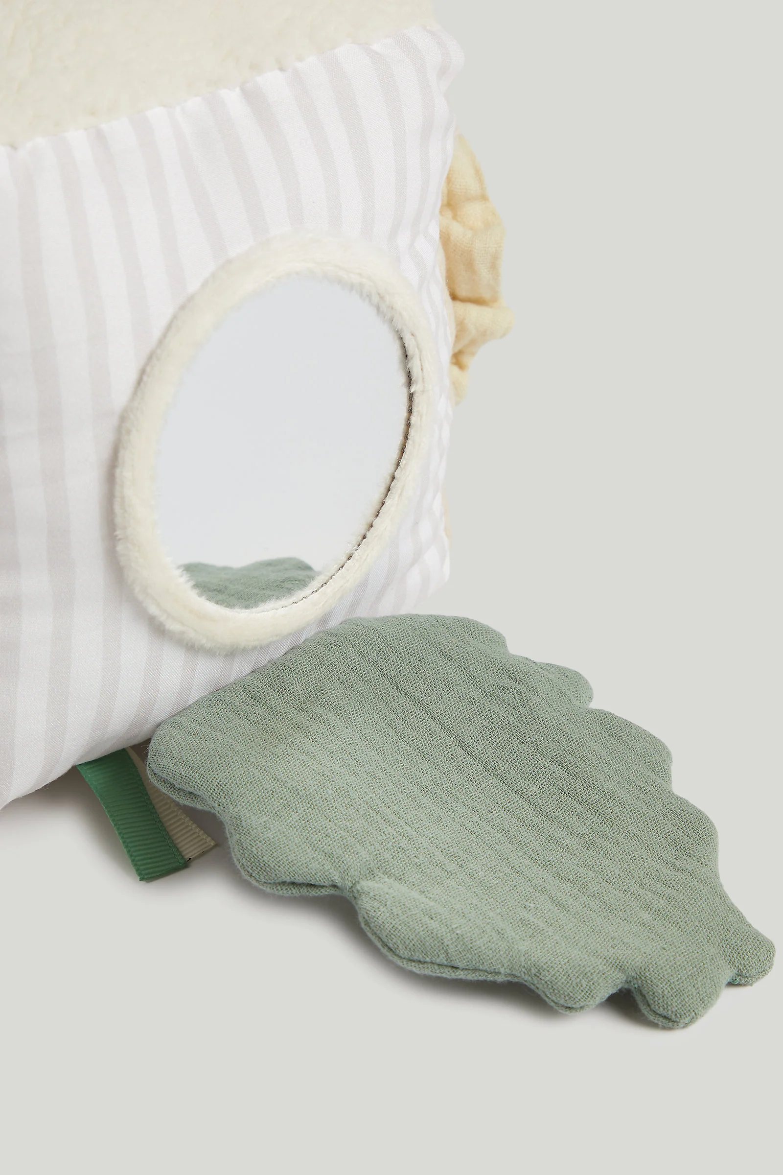 Mothercare Warm Neutrals Activity Cube - Image 3