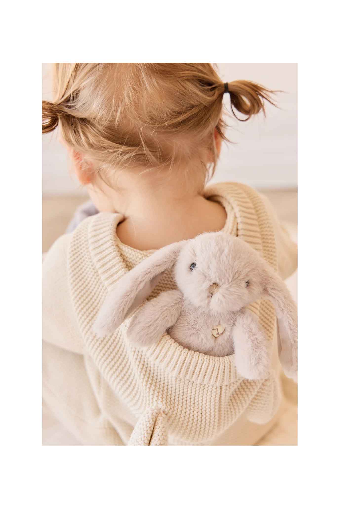 Snuggle Bunnies - Little Penelope - Beige - Image 6