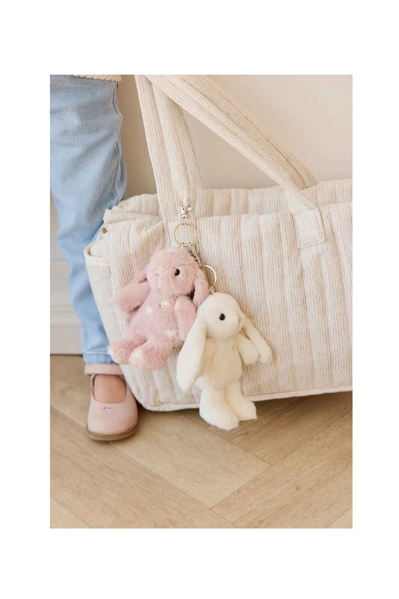Snuggle Bunnies - Penelope Keyring Little Love - Image 5