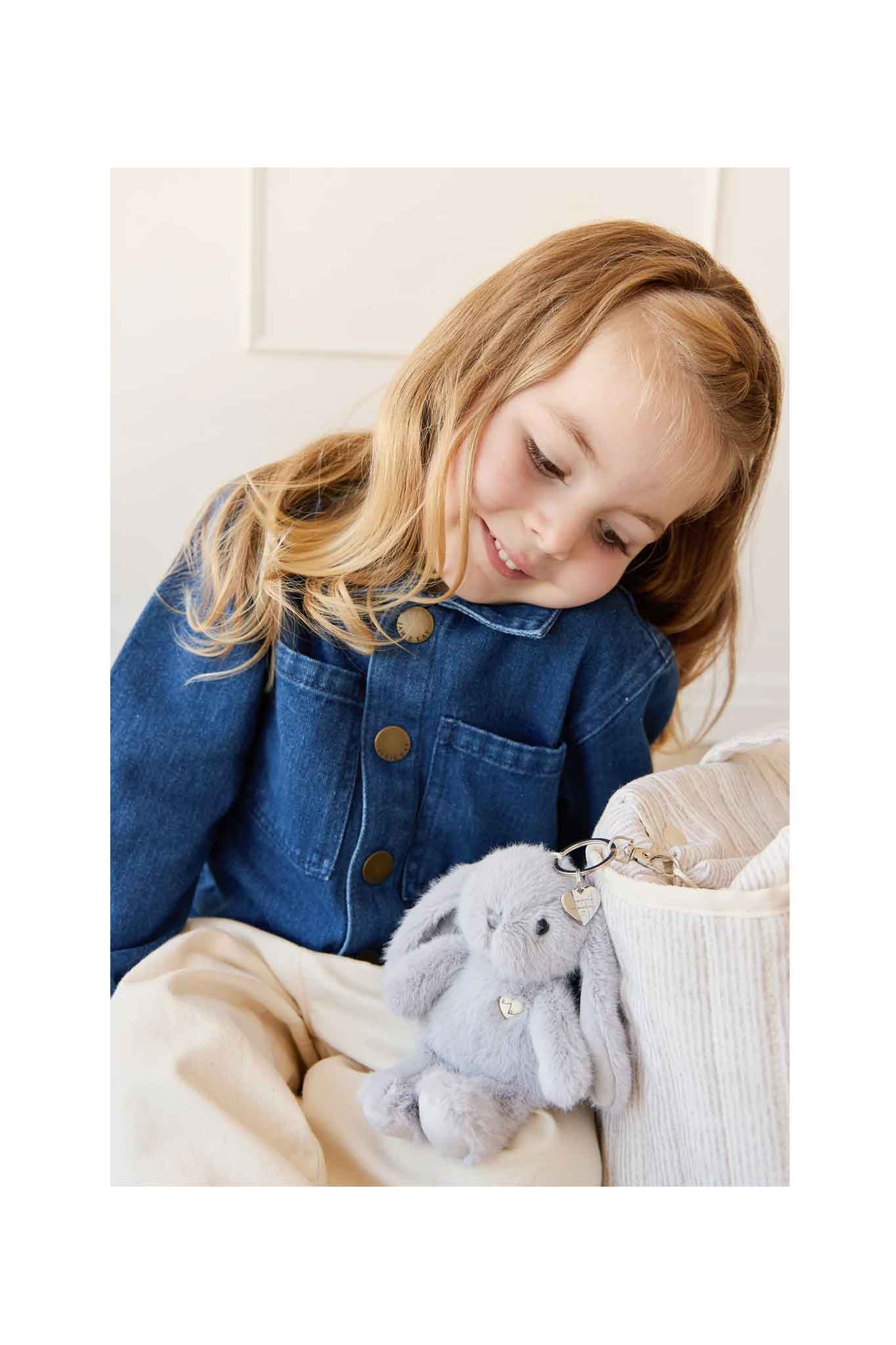 Snuggle Bunnies - Penelope Keyring - Silver - Image 5