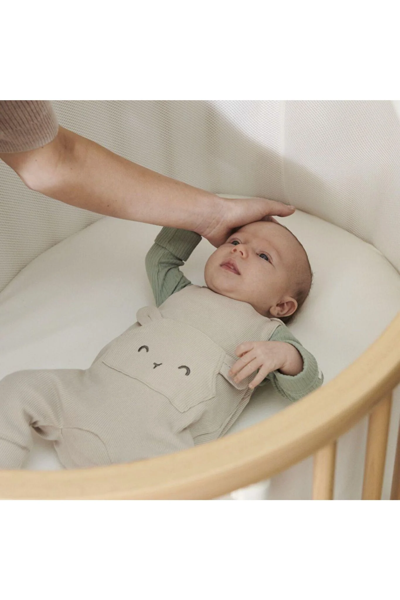 Stokke Sleepi V3 Mini Mesh Liner White - Image 3